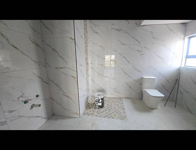 4 BEDROOM HOUSE FOR SALE IN MEERHOF